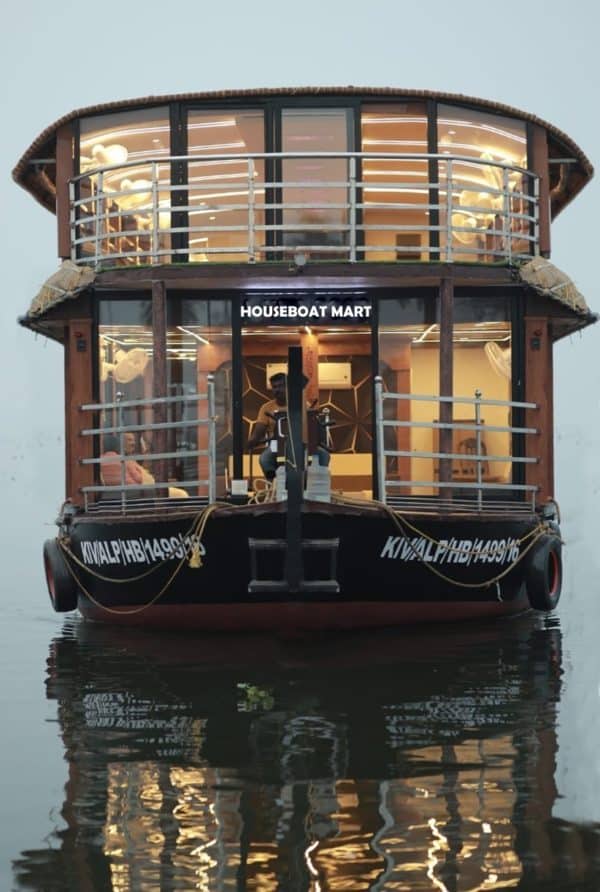 3Bedroom Houseboat